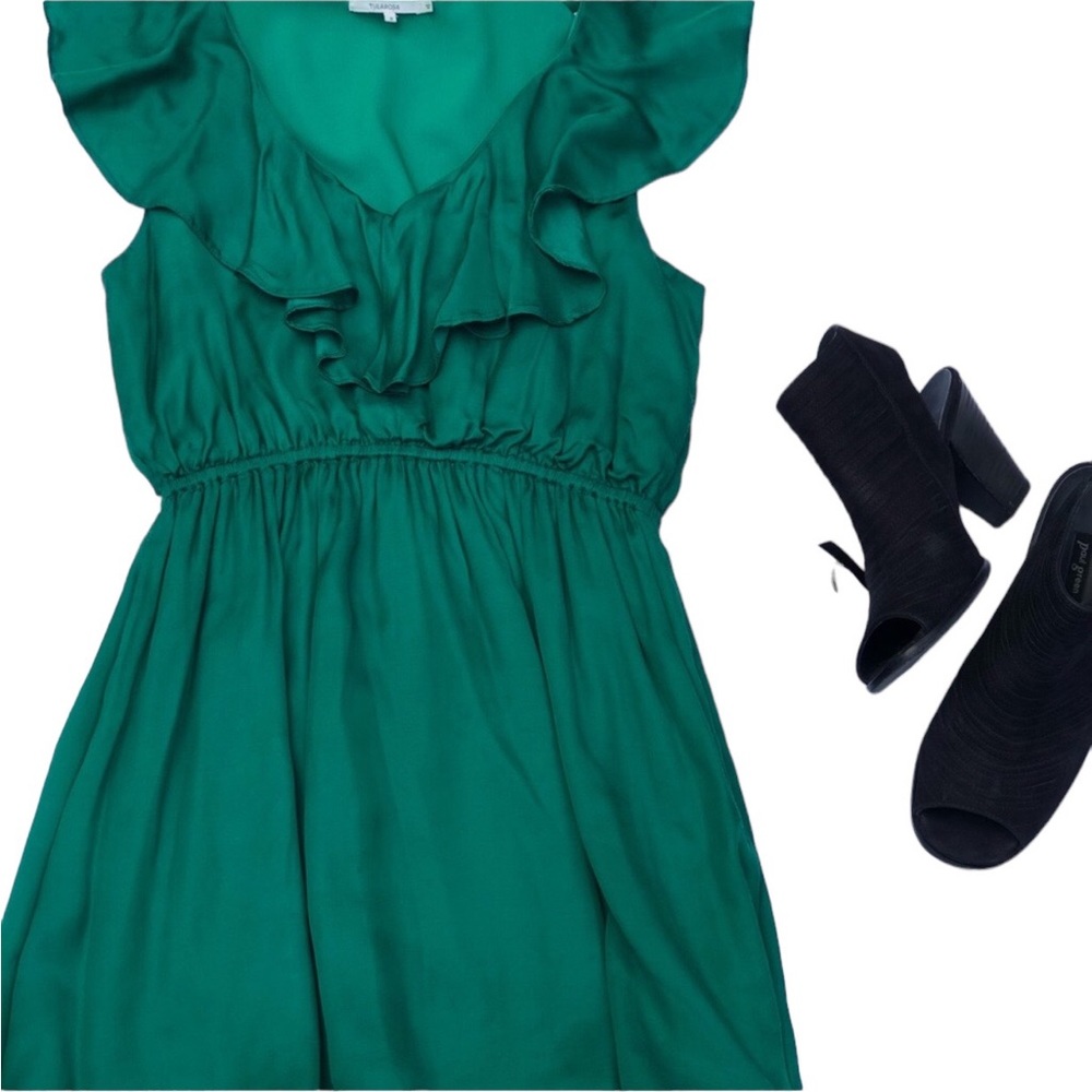 Tula rosa green dress Sz S